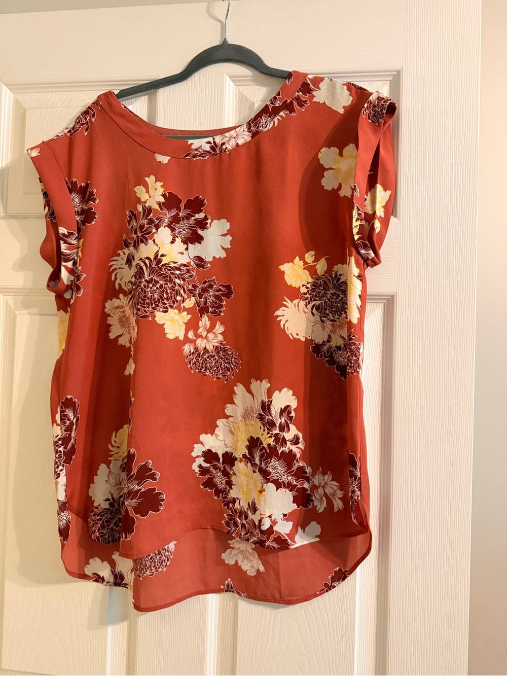Ann Taylor Dusty Rose Floral Cap-Sleeve Blouse